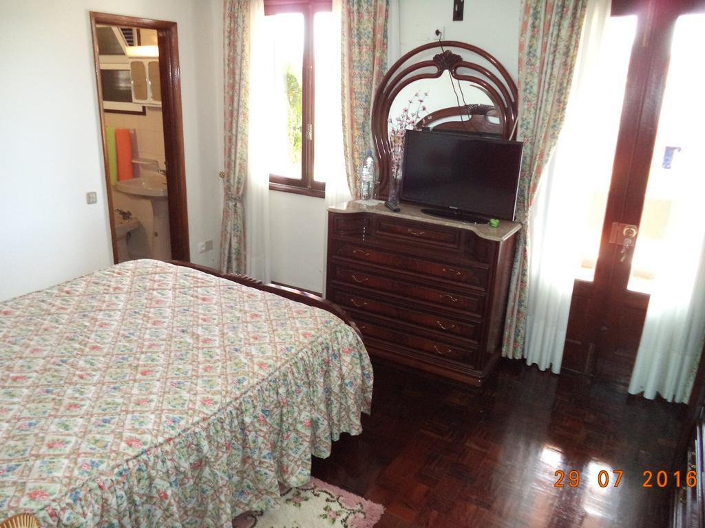 Готель Hospedagem Casa Do Largo Санту-да-Серра Екстер'єр фото